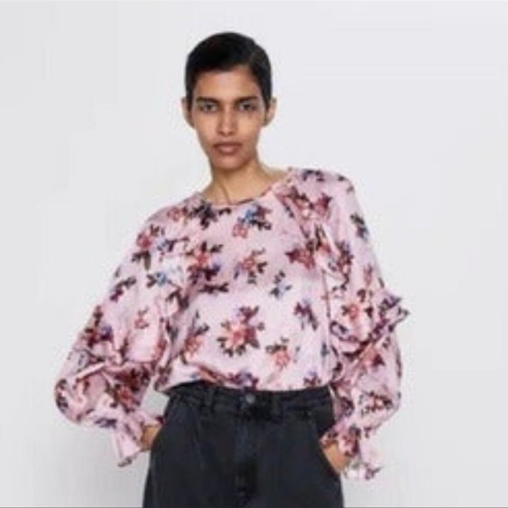 Zara Pink Floral Blouse Ruffles Size XS NEW
